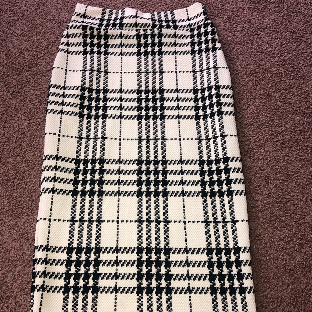 Pencil skirt